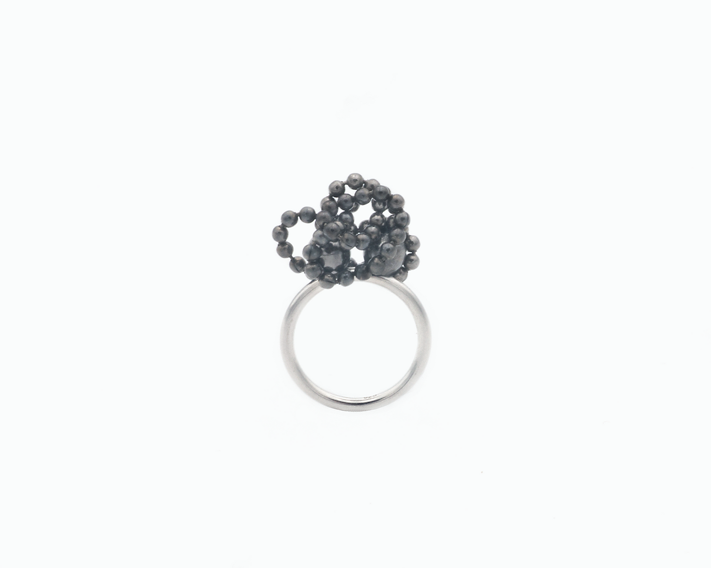 Ring "globolous", ruthenium blackened